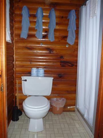 cabin 7 bathroom